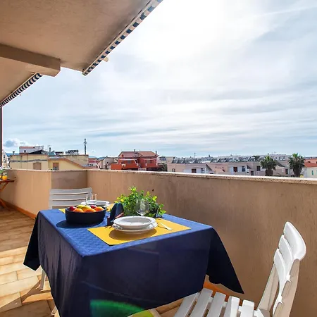 A Glance At The Sea * Alguer