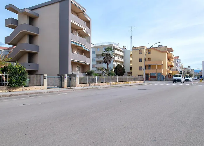 A Glance At The Sea Апартаменты Альгеро