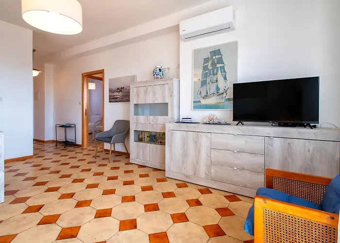 A Glance At The Sea Апартаменты