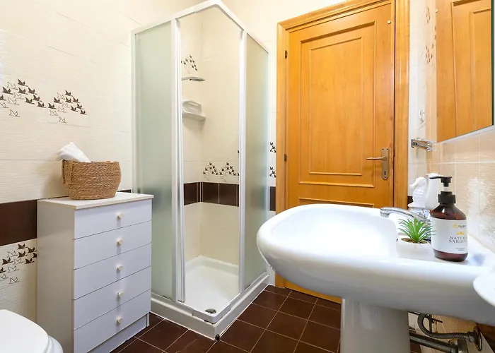 A Glance At The Sea Апартаменты Альгеро